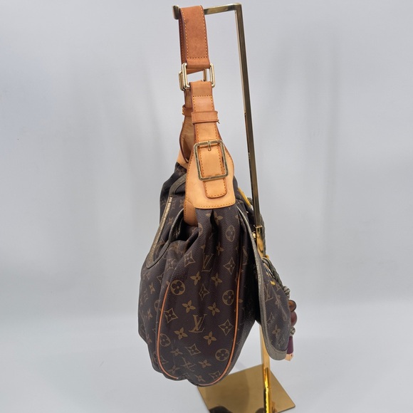Louis Vuitton Kalahari GM Monogram Canvas Shoulder Bag – Limited Edition 2009 - Picture 4 of 16